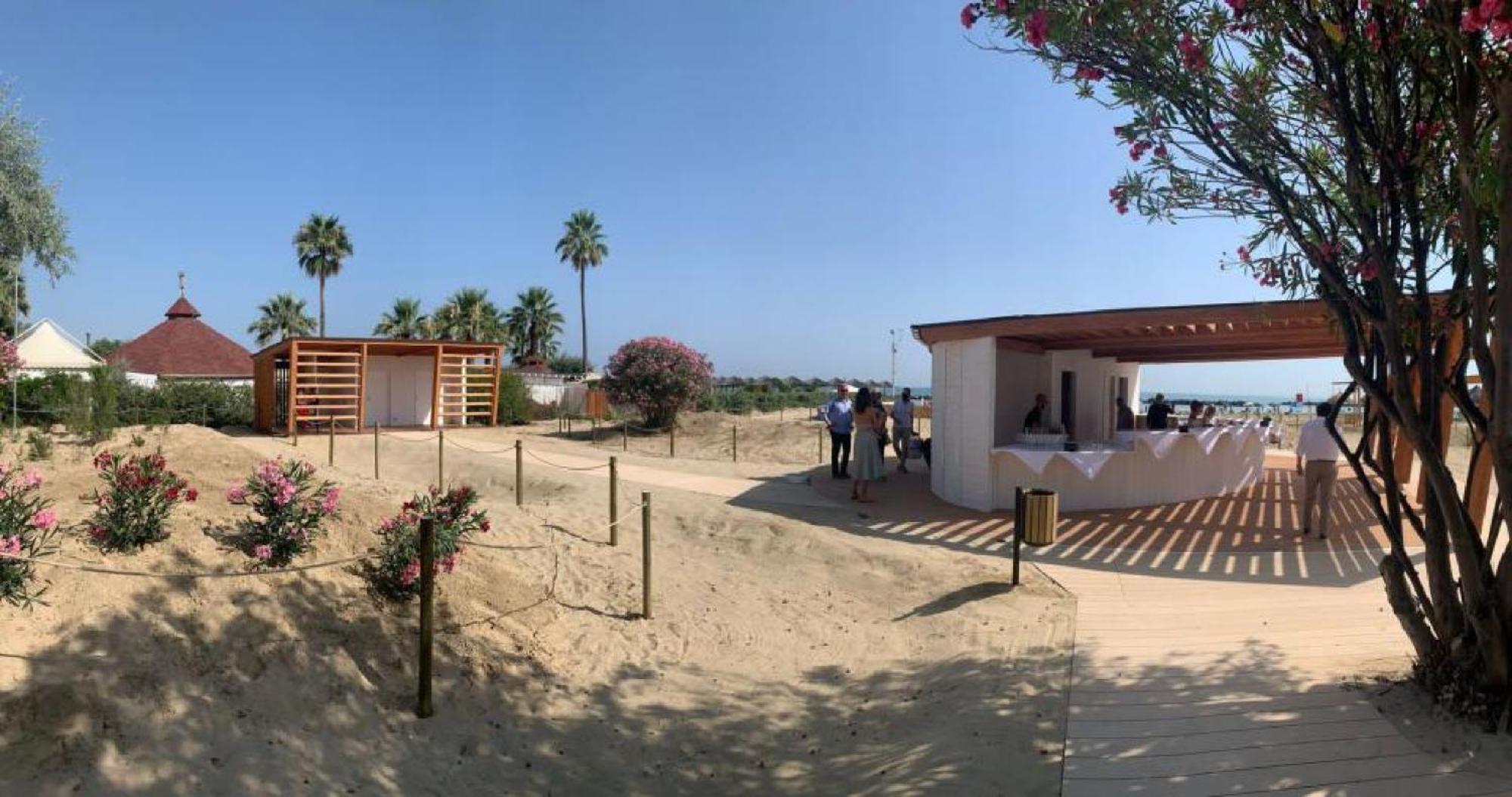 Апартаменты Casa Klimt Vicinissima Al Mare Parcheggio Privato Gratuito Se Disponibile Пескара Экстерьер фото